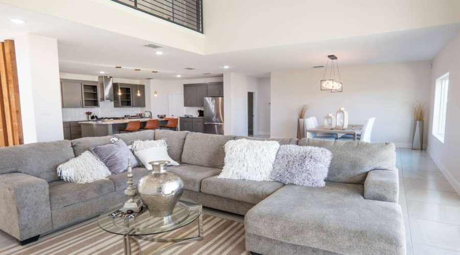 3926 Sun Valley Dr., Laredo, Texas 78045, 3 Bedrooms Bedrooms, 6 Rooms Rooms,2 BathroomsBathrooms,Residential,For Sale,3926 Sun Valley Dr.,20260493