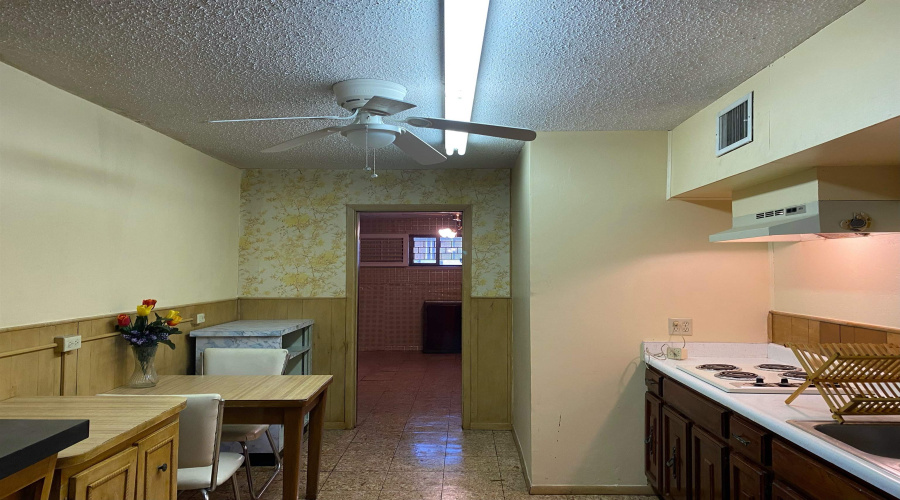 1019 San Bernardo Ave, LAREDO, Texas 78040, 1 Bedroom Bedrooms, 2 Rooms Rooms,1 BathroomBathrooms,Residential,For Rent,1019 San Bernardo Ave,20260495
