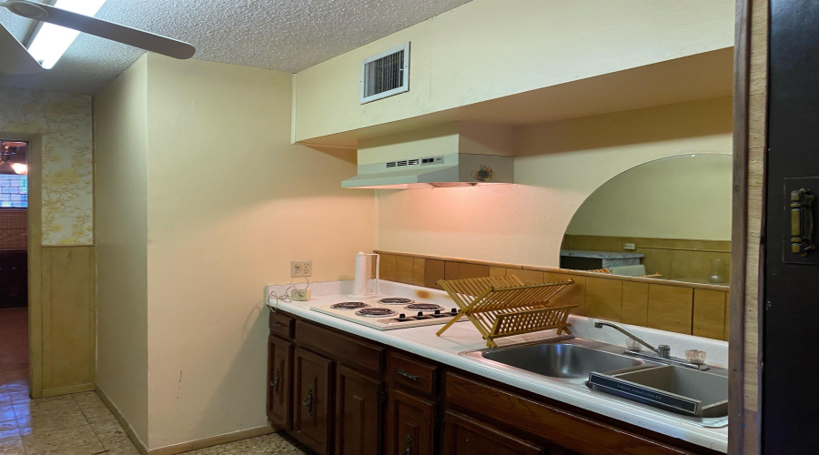 1019 San Bernardo Ave, LAREDO, Texas 78040, 1 Bedroom Bedrooms, 2 Rooms Rooms,1 BathroomBathrooms,Residential,For Rent,1019 San Bernardo Ave,20260495