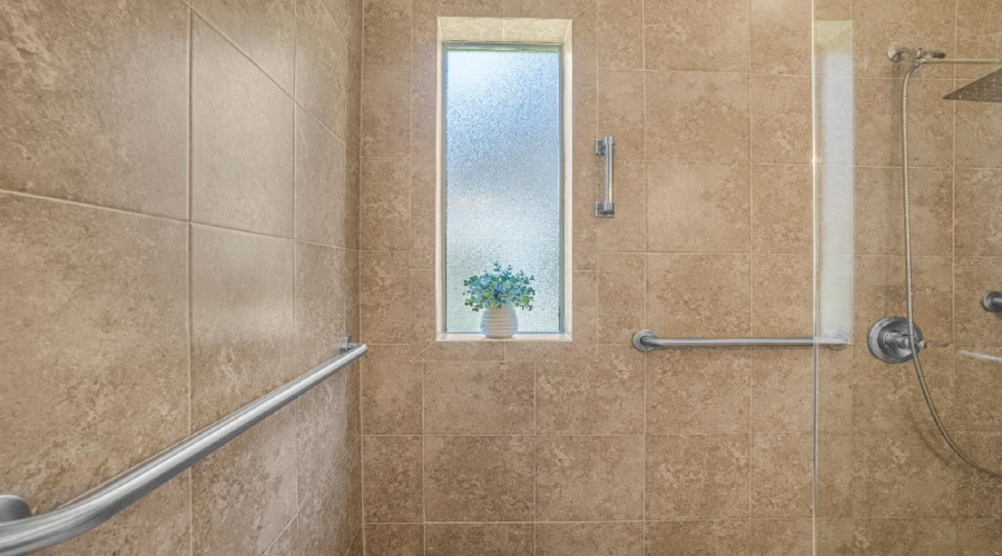 108 Majestic Palm Dr., laredo, Texas 78045, 4 Bedrooms Bedrooms, 7 Rooms Rooms,3 BathroomsBathrooms,Residential,For Sale,108 Majestic Palm Dr.,20260498