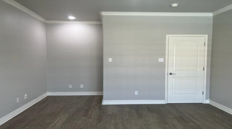 1609 Saldana Ave, LAREDO, Texas 78041, 3 Bedrooms Bedrooms, 5 Rooms Rooms,2 BathroomsBathrooms,Residential,For Rent,1609 Saldana Ave,20260499