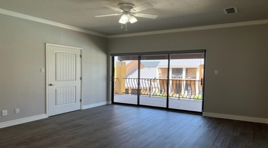 1609 Saldana Ave, LAREDO, Texas 78041, 3 Bedrooms Bedrooms, 5 Rooms Rooms,2 BathroomsBathrooms,Residential,For Rent,1609 Saldana Ave,20260499