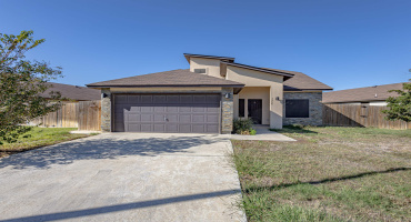 3508 Eduardo E Hayes Rd., LAREDO, Texas 78046, 3 Bedrooms Bedrooms, 7 Rooms Rooms,2 BathroomsBathrooms,Residential,For Rent,3508 Eduardo E Hayes Rd.,20260502