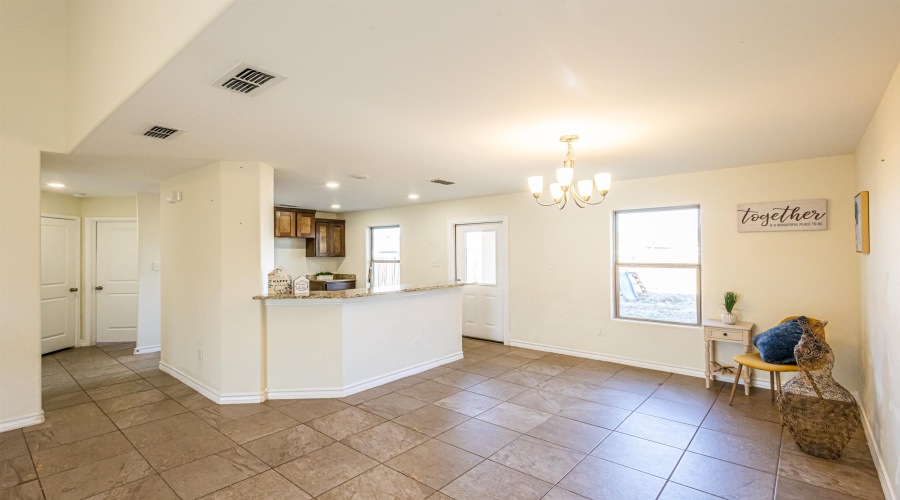 3508 Eduardo E Hayes Rd., LAREDO, Texas 78046, 3 Bedrooms Bedrooms, 7 Rooms Rooms,2 BathroomsBathrooms,Residential,For Rent,3508 Eduardo E Hayes Rd.,20260502