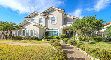 206 Elkington Lp, LAREDO, Texas 78045, 5 Bedrooms Bedrooms, 11 Rooms Rooms,5 BathroomsBathrooms,Residential,For Sale,206 Elkington Lp,20260507