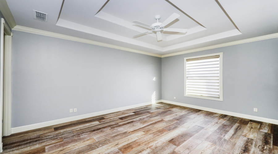 206 Elkington Lp, LAREDO, Texas 78045, 5 Bedrooms Bedrooms, 11 Rooms Rooms,5 BathroomsBathrooms,Residential,For Sale,206 Elkington Lp,20260507