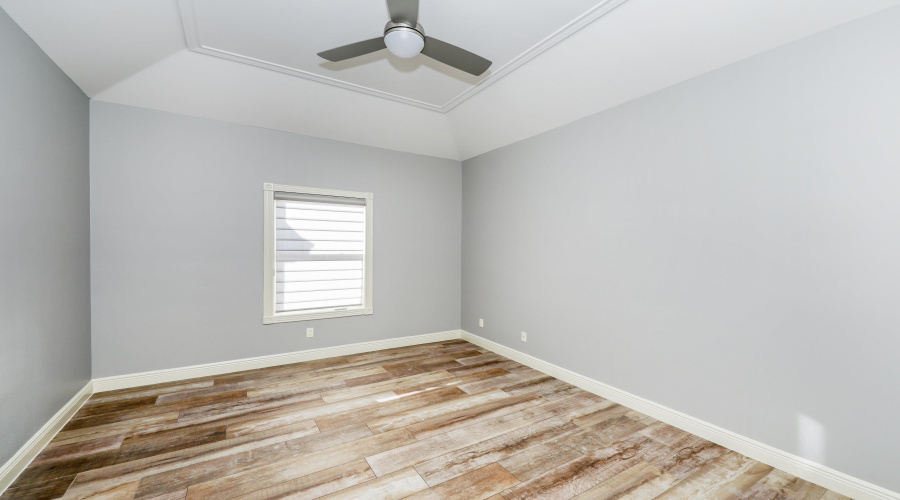 206 Elkington Lp, LAREDO, Texas 78045, 5 Bedrooms Bedrooms, 11 Rooms Rooms,5 BathroomsBathrooms,Residential,For Sale,206 Elkington Lp,20260507