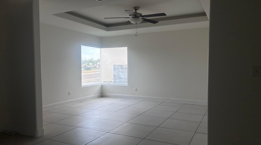 2811 T.S. Eliot Dr, Laredo, Texas 78041, 4 Bedrooms Bedrooms, 5 Rooms Rooms,3 BathroomsBathrooms,Residential,For Rent,2811 T.S. Eliot Dr,20260509