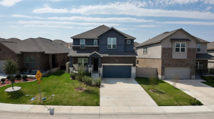 1610 Alborada Dr., Laredo, Texas 78045, 6 Bedrooms Bedrooms, 10 Rooms Rooms,3 BathroomsBathrooms,Residential,For Sale,1610 Alborada Dr.,20260513