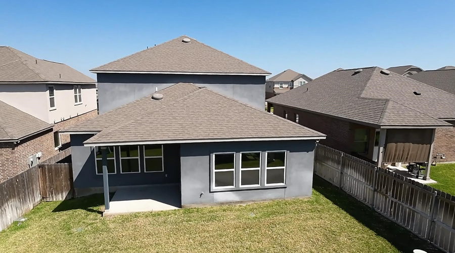 1610 Alborada Dr., Laredo, Texas 78045, 6 Bedrooms Bedrooms, 10 Rooms Rooms,3 BathroomsBathrooms,Residential,For Sale,1610 Alborada Dr.,20260513
