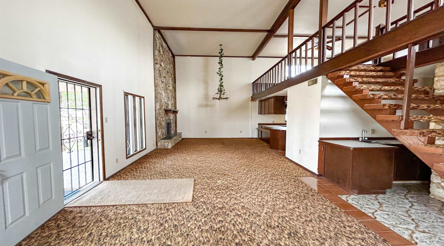 548 Cerrito Dr, Zapata, Texas 78076, 3 Bedrooms Bedrooms, 7 Rooms Rooms,2 BathroomsBathrooms,Residential,For Sale,548 Cerrito Dr,20260518