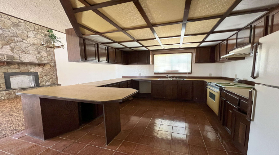 548 Cerrito Dr, Zapata, Texas 78076, 3 Bedrooms Bedrooms, 7 Rooms Rooms,2 BathroomsBathrooms,Residential,For Sale,548 Cerrito Dr,20260518