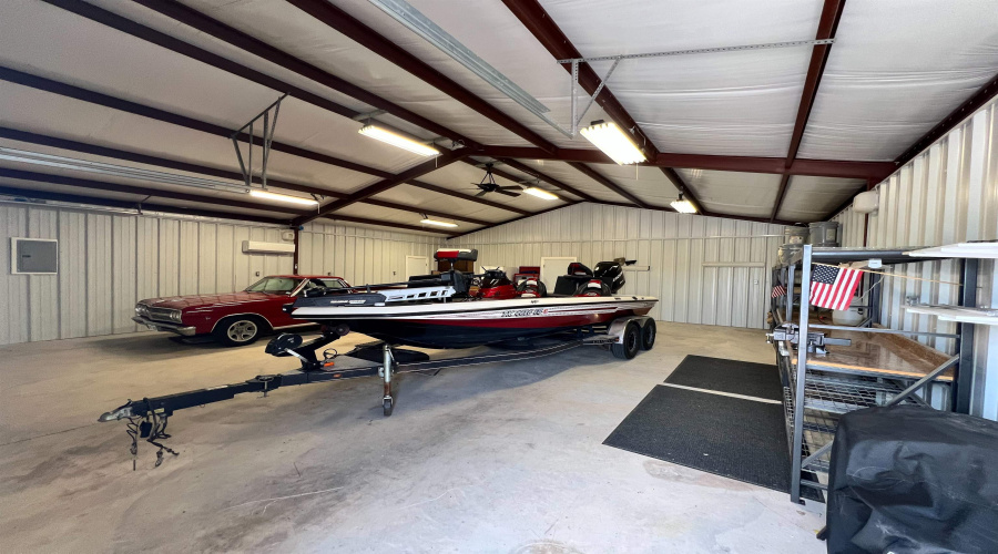 112 Apple Street, Zapata, Texas 78076, 4 Bedrooms Bedrooms, 7 Rooms Rooms,3 BathroomsBathrooms,Residential,For Sale,112 Apple Street,20260519