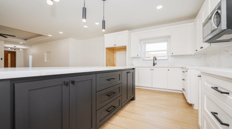 5612 Moses Lp., LAREDO, Texas 78046, 3 Bedrooms Bedrooms, 4 Rooms Rooms,2 BathroomsBathrooms,Residential,For Sale,5612 Moses Lp.,20260520