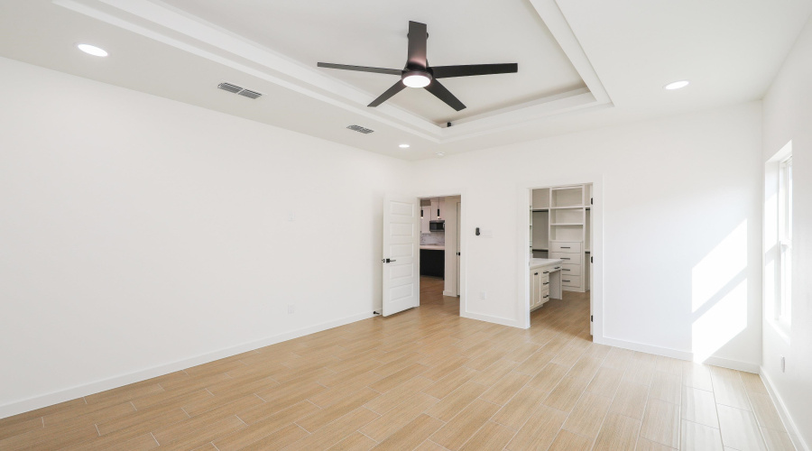 5612 Moses Lp., LAREDO, Texas 78046, 3 Bedrooms Bedrooms, 4 Rooms Rooms,2 BathroomsBathrooms,Residential,For Sale,5612 Moses Lp.,20260520