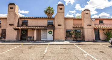 5500 McPherson Rd, LAREDO, Texas 78041, 2 Bedrooms Bedrooms, 4 Rooms Rooms,1 BathroomBathrooms,Residential,For Sale,5500 McPherson Rd,20260521