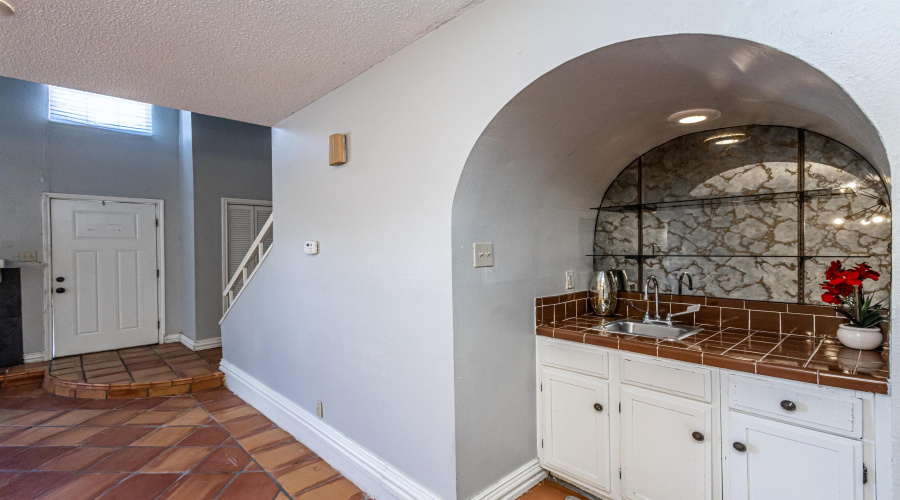 5500 McPherson Rd, LAREDO, Texas 78041, 2 Bedrooms Bedrooms, 4 Rooms Rooms,1 BathroomBathrooms,Residential,For Sale,5500 McPherson Rd,20260521