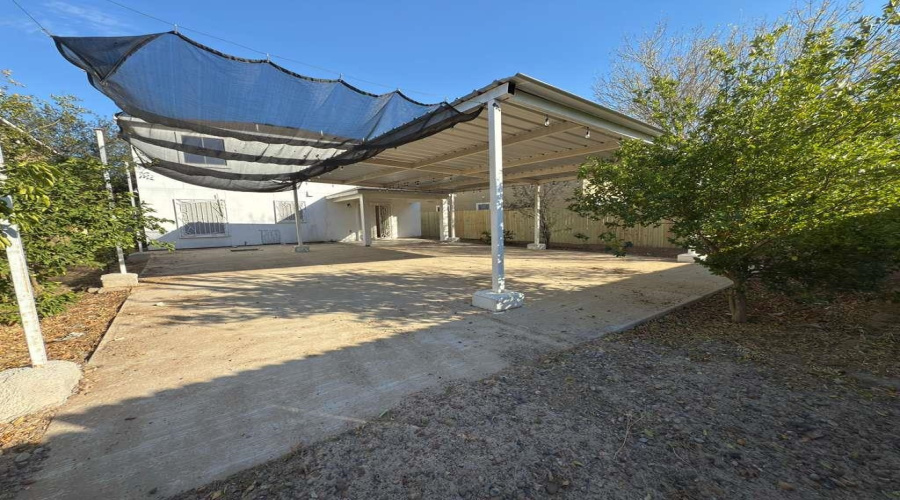 504 Campanario Ln, Laredo, Texas 78046, 4 Bedrooms Bedrooms, 7 Rooms Rooms,2 BathroomsBathrooms,Residential,For Sale,504 Campanario Ln,20260522