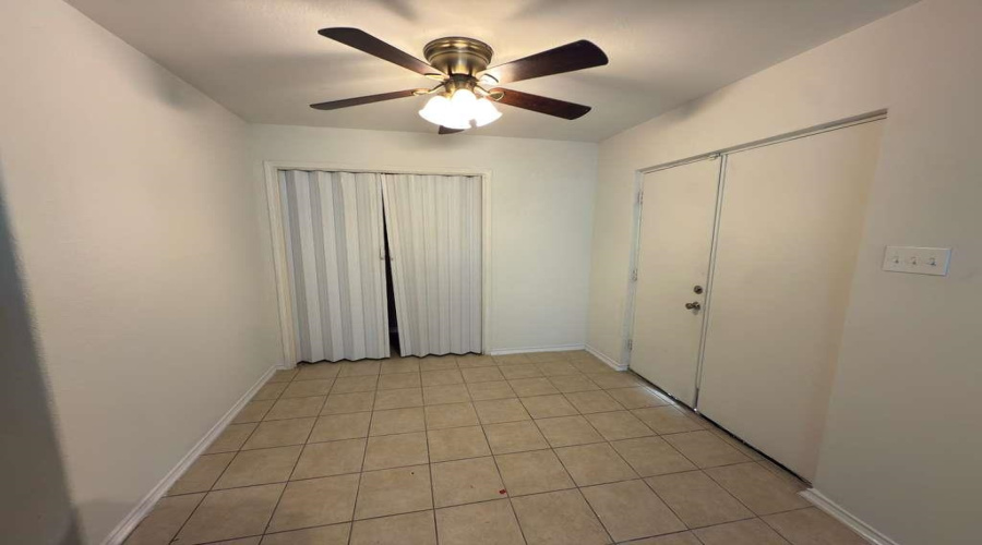504 Campanario Ln, Laredo, Texas 78046, 4 Bedrooms Bedrooms, 7 Rooms Rooms,2 BathroomsBathrooms,Residential,For Sale,504 Campanario Ln,20260522
