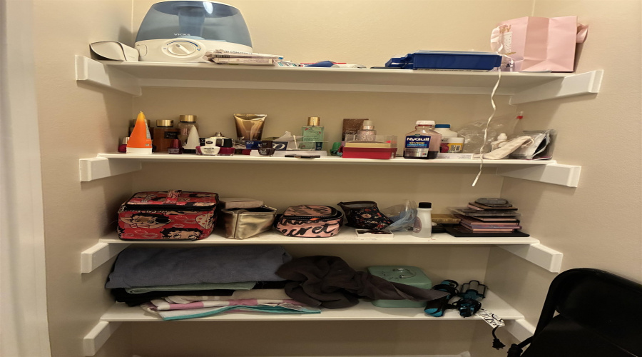 2040 Port Miami St, Laredo, Texas 78045, 4 Bedrooms Bedrooms, 5 Rooms Rooms,2 BathroomsBathrooms,Residential,For Sale,2040 Port Miami St,20260523