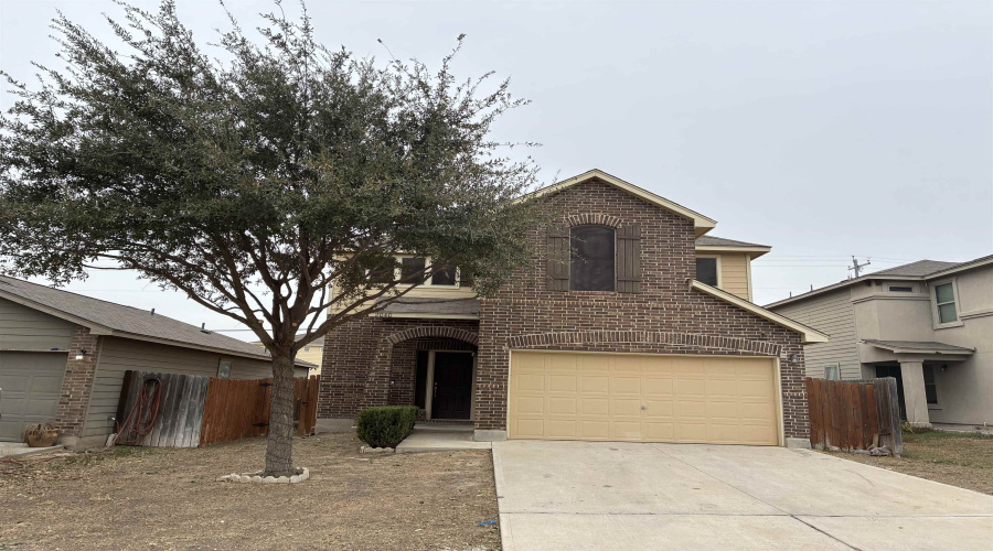 2040 Port Miami St, Laredo, Texas 78045, 4 Bedrooms Bedrooms, 5 Rooms Rooms,2 BathroomsBathrooms,Residential,For Sale,2040 Port Miami St,20260523