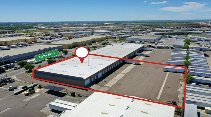 409 Nafta Blvd, Laredo, Texas 78045, 1 Bedroom Bedrooms, 11 Rooms Rooms,2 BathroomsBathrooms,Commercial/industrial,For Rent,409 Nafta Blvd,20260526