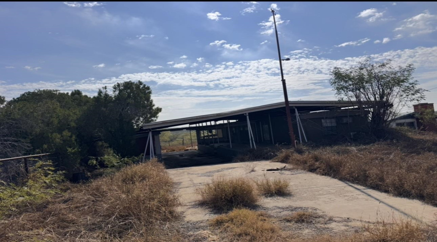 1608 Siesta Ln, ZAPATA, Texas 78076, 2 Bedrooms Bedrooms, 3 Rooms Rooms,1 BathroomBathrooms,Residential,For Sale,1608 Siesta Ln,20260536