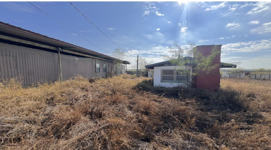 1608 Siesta Ln, ZAPATA, Texas 78076, 2 Bedrooms Bedrooms, 3 Rooms Rooms,1 BathroomBathrooms,Residential,For Sale,1608 Siesta Ln,20260536