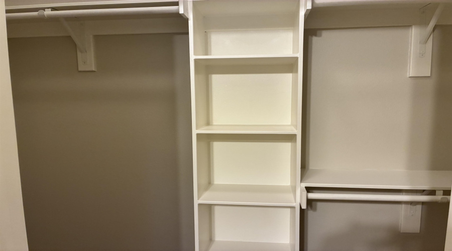 5402 Marcella Ave, LAREDO, Texas 78041, 2 Bedrooms Bedrooms, 4 Rooms Rooms,1 BathroomBathrooms,Residential,For Rent,5402 Marcella Ave,20260538