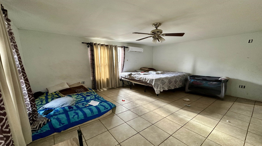 5310 Salamanca Dr, Laredo, Texas 78046, 4 Bedrooms Bedrooms, 7 Rooms Rooms,2 BathroomsBathrooms,Residential,For Sale,5310 Salamanca Dr,20253333