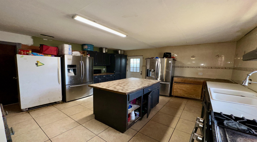 5310 Salamanca Dr, Laredo, Texas 78046, 4 Bedrooms Bedrooms, 7 Rooms Rooms,2 BathroomsBathrooms,Residential,For Sale,5310 Salamanca Dr,20253333