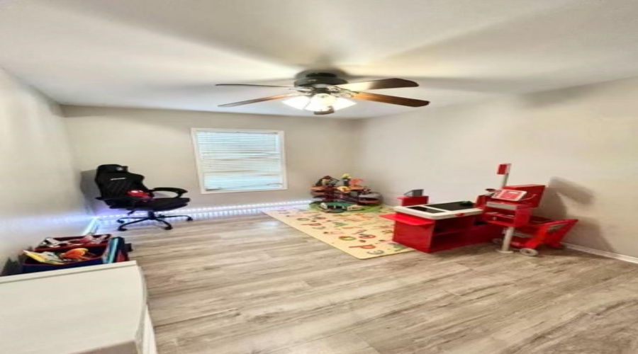 3054 St Isaac Lp, LAREDO, Texas 78046-0000, 5 Bedrooms Bedrooms, 7 Rooms Rooms,4 BathroomsBathrooms,Residential,For Sale,3054 St Isaac Lp,20260547