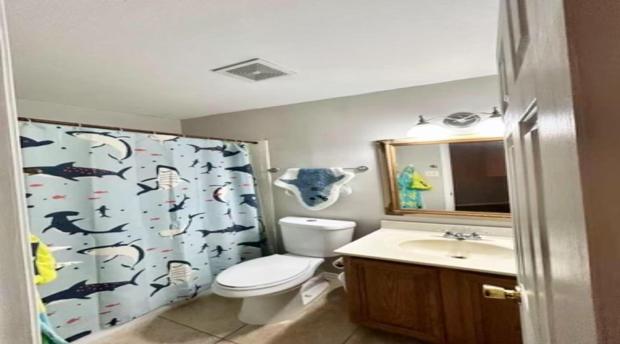 3054 St Isaac Lp, LAREDO, Texas 78046-0000, 5 Bedrooms Bedrooms, 7 Rooms Rooms,4 BathroomsBathrooms,Residential,For Sale,3054 St Isaac Lp,20260547