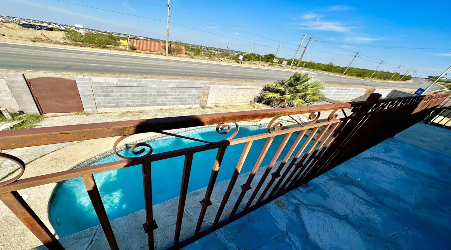 3054 St Isaac Lp, LAREDO, Texas 78046-0000, 5 Bedrooms Bedrooms, 7 Rooms Rooms,4 BathroomsBathrooms,Residential,For Sale,3054 St Isaac Lp,20260547
