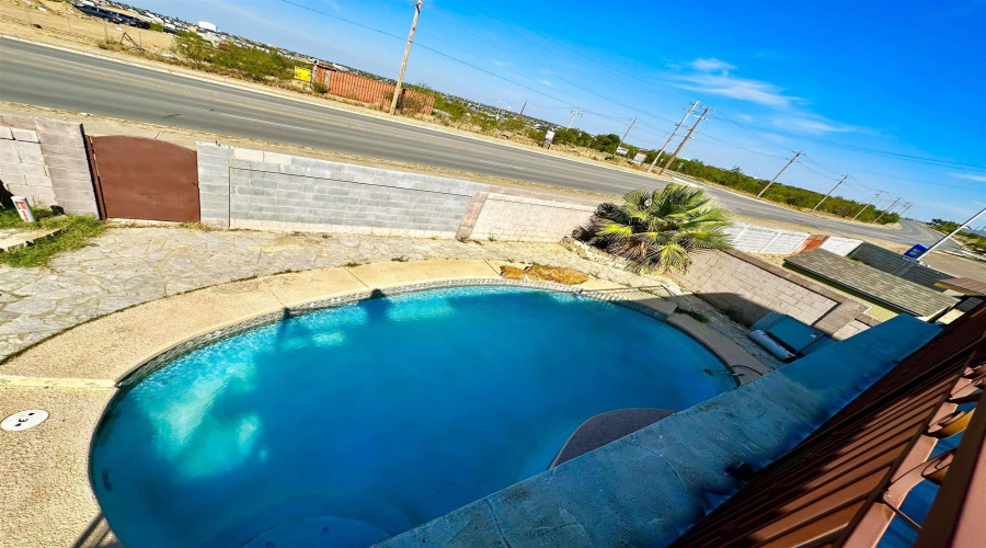 3054 St Isaac Lp, LAREDO, Texas 78046-0000, 5 Bedrooms Bedrooms, 7 Rooms Rooms,4 BathroomsBathrooms,Residential,For Sale,3054 St Isaac Lp,20260547