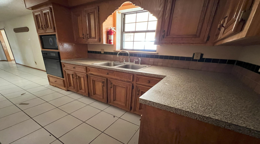 309 Glenn St, Zapata, Texas 78076, 3 Bedrooms Bedrooms, 8 Rooms Rooms,2 BathroomsBathrooms,Residential,For Sale,309 Glenn St,20260552