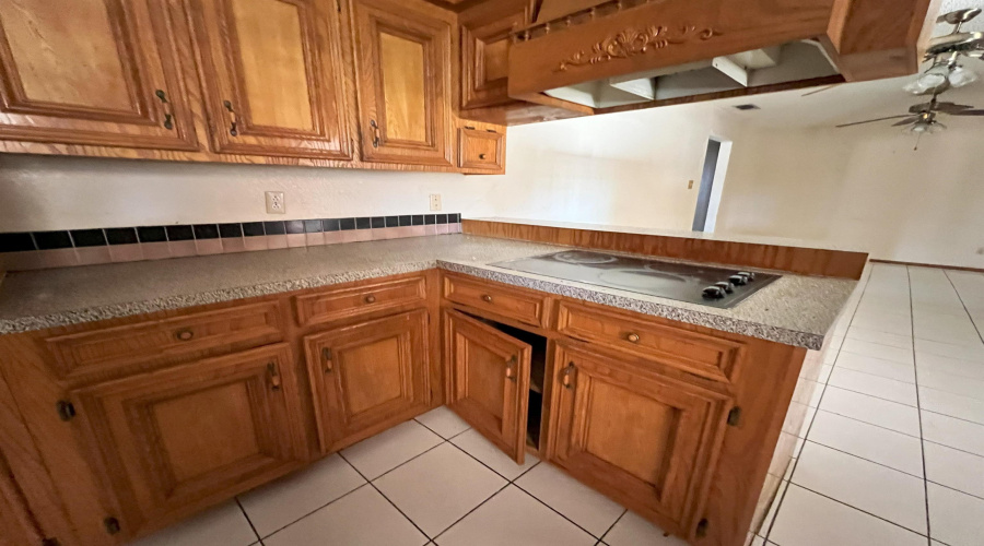 309 Glenn St, Zapata, Texas 78076, 3 Bedrooms Bedrooms, 8 Rooms Rooms,2 BathroomsBathrooms,Residential,For Sale,309 Glenn St,20260552