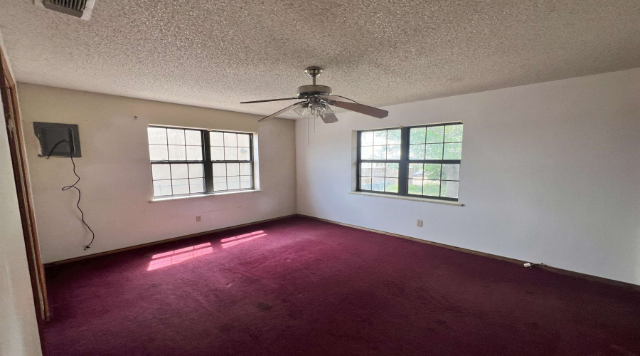 309 Glenn St, Zapata, Texas 78076, 3 Bedrooms Bedrooms, 8 Rooms Rooms,2 BathroomsBathrooms,Residential,For Sale,309 Glenn St,20260552