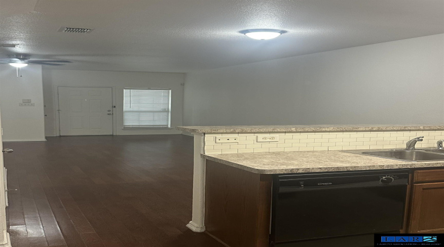 4109 Copano Bay, San Antonio, Texas 78229, 2 Bedrooms Bedrooms, 4 Rooms Rooms,2 BathroomsBathrooms,Residential,For Rent,4109 Copano Bay,20260553