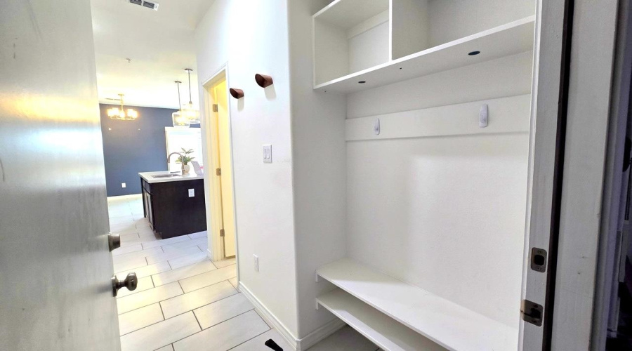 9908 Bijan Dr., Laredo, Texas 78045, 3 Bedrooms Bedrooms, 6 Rooms Rooms,2 BathroomsBathrooms,Residential,For Sale,9908 Bijan Dr.,20260557