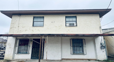 2620 Laredo St, Laredo, Texas 78043, 2 Bedrooms Bedrooms, 3 Rooms Rooms,1 BathroomBathrooms,Residential,For Rent,2620 Laredo St,20260558