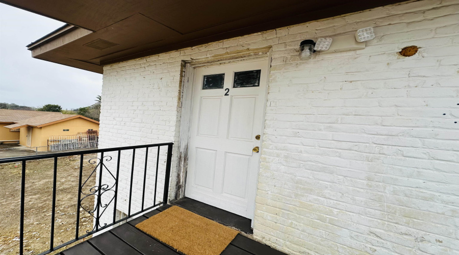 2620 Laredo St, Laredo, Texas 78043, 2 Bedrooms Bedrooms, 3 Rooms Rooms,1 BathroomBathrooms,Residential,For Rent,2620 Laredo St,20260558