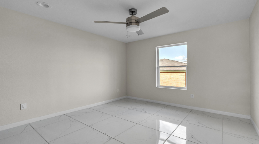 504 Gale Ct, Laredo, Texas 78041, 3 Bedrooms Bedrooms, 5 Rooms Rooms,2 BathroomsBathrooms,Residential,For Sale,504 Gale Ct,20253054