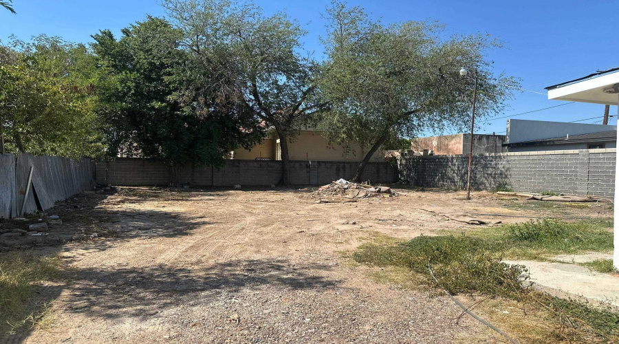 515 Hidalgo St, Laredo, Texas 78040, 1 Room Rooms,1 BathroomBathrooms,Commercial retail/office,For Sale,515 Hidalgo St,20253593