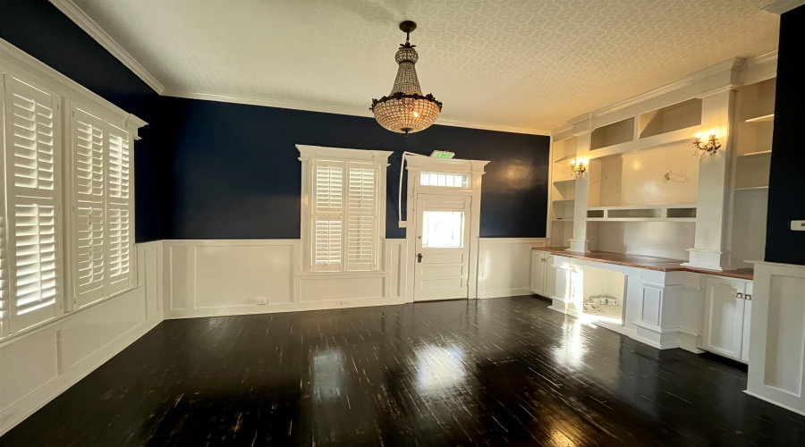 1020 Main Ave, Laredo, Texas 78040-4943, ,2 BathroomsBathrooms,Commercial retail/office,For Rent,1020 Main Ave,20260562