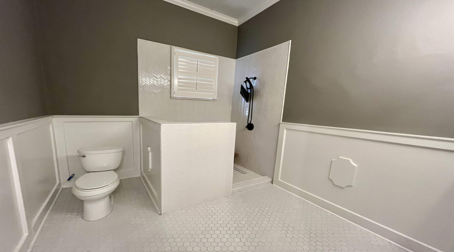 1020 Main Ave, Laredo, Texas 78040-4943, ,2 BathroomsBathrooms,Commercial retail/office,For Rent,1020 Main Ave,20260562