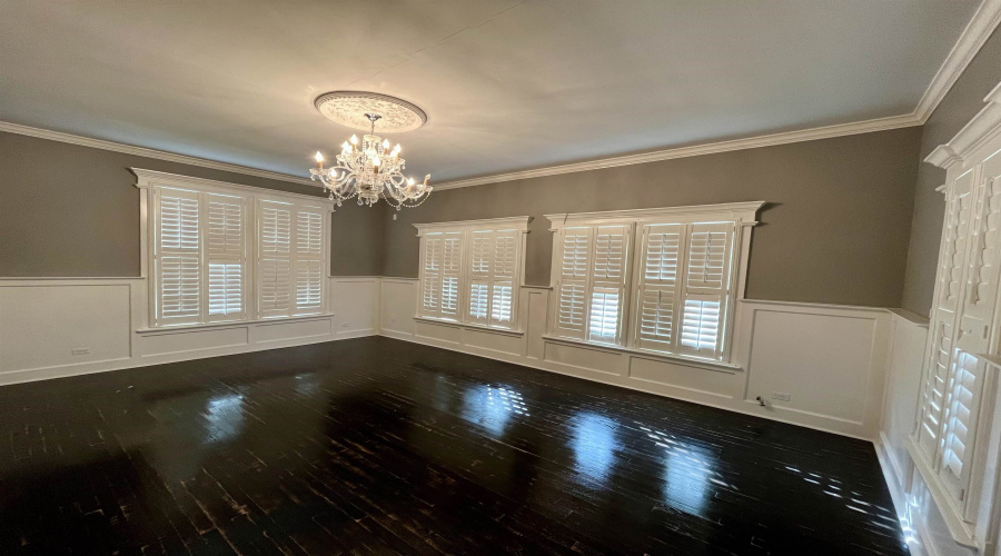 1020 Main Ave, Laredo, Texas 78040-4943, ,2 BathroomsBathrooms,Commercial retail/office,For Rent,1020 Main Ave,20260562