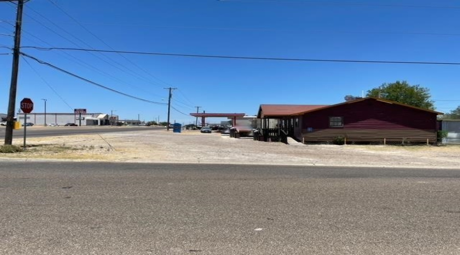 2002 N U.S. Hwy 83, Zapata, Texas 78076, ,Land,For Sale,2002 N U.S. Hwy 83,20250317