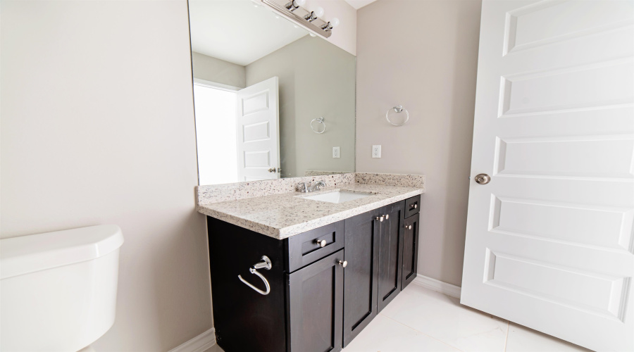 315 Dorel Dr, LAREDO, Texas 78043, 2 Bedrooms Bedrooms, 4 Rooms Rooms,1 BathroomBathrooms,Residential,For Rent,315 Dorel Dr,20253238