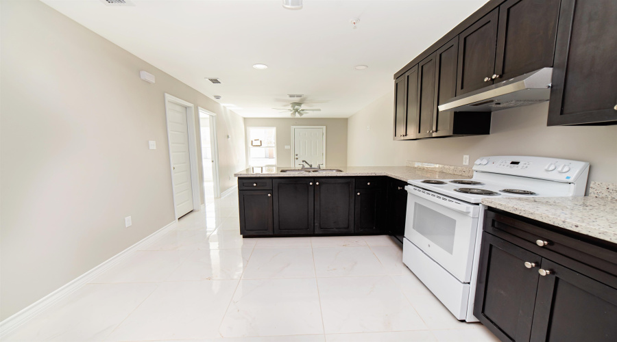 315 Dorel Dr, LAREDO, Texas 78043, 2 Bedrooms Bedrooms, 4 Rooms Rooms,1 BathroomBathrooms,Residential,For Rent,315 Dorel Dr,20253238